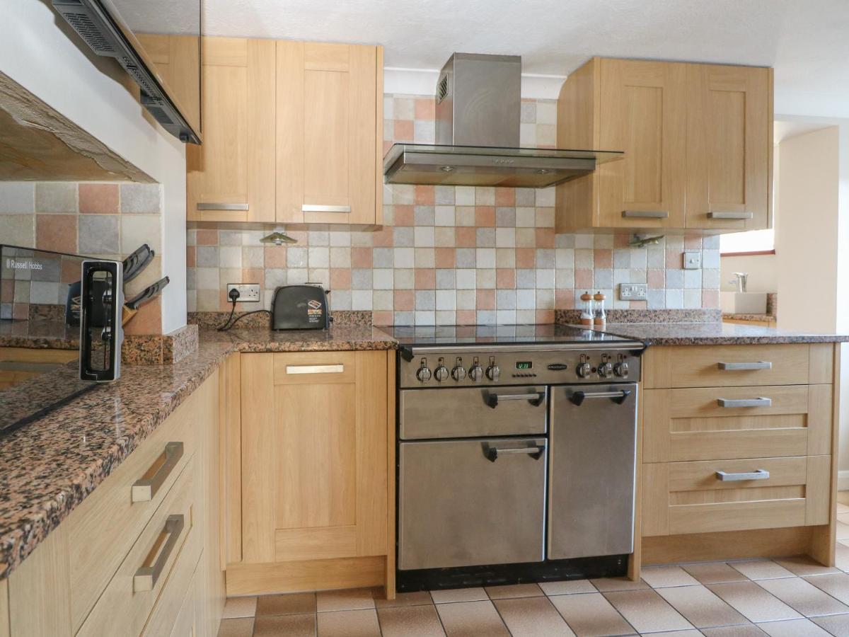 1 Paythorne Farm Cottages Henfield Екстериор снимка